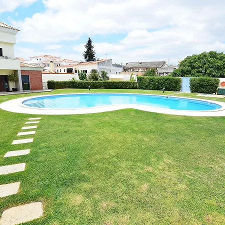 Fins Pool&sun Terrace