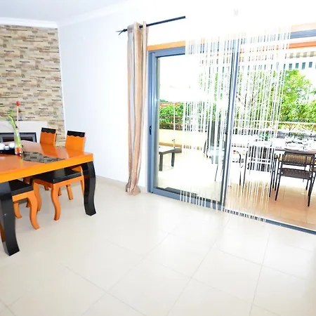 Fins Pool&sun Terrace *