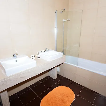 Fins Pool&sun Terrace Prázdninový dům *